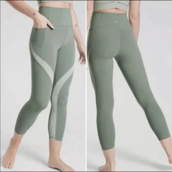 Athleta Pants - Athleta Salutation Stash Pocket 7/8 Leggings Sage Light Green Size Medium